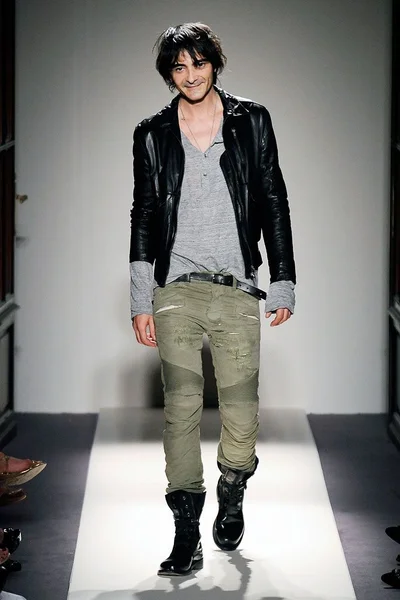 Look 39